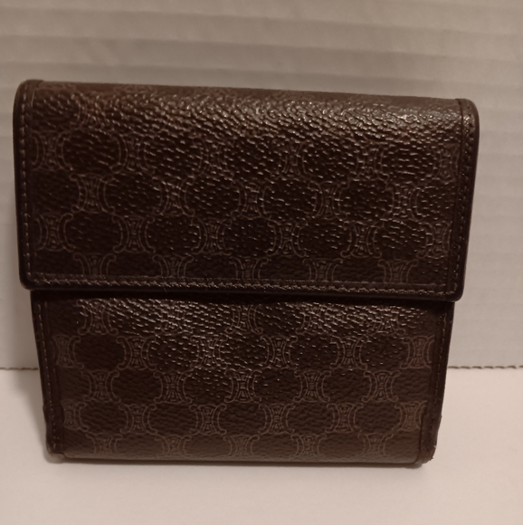 Celine wallet, some scratches on hardware and coin residue - Picture 4 of 12